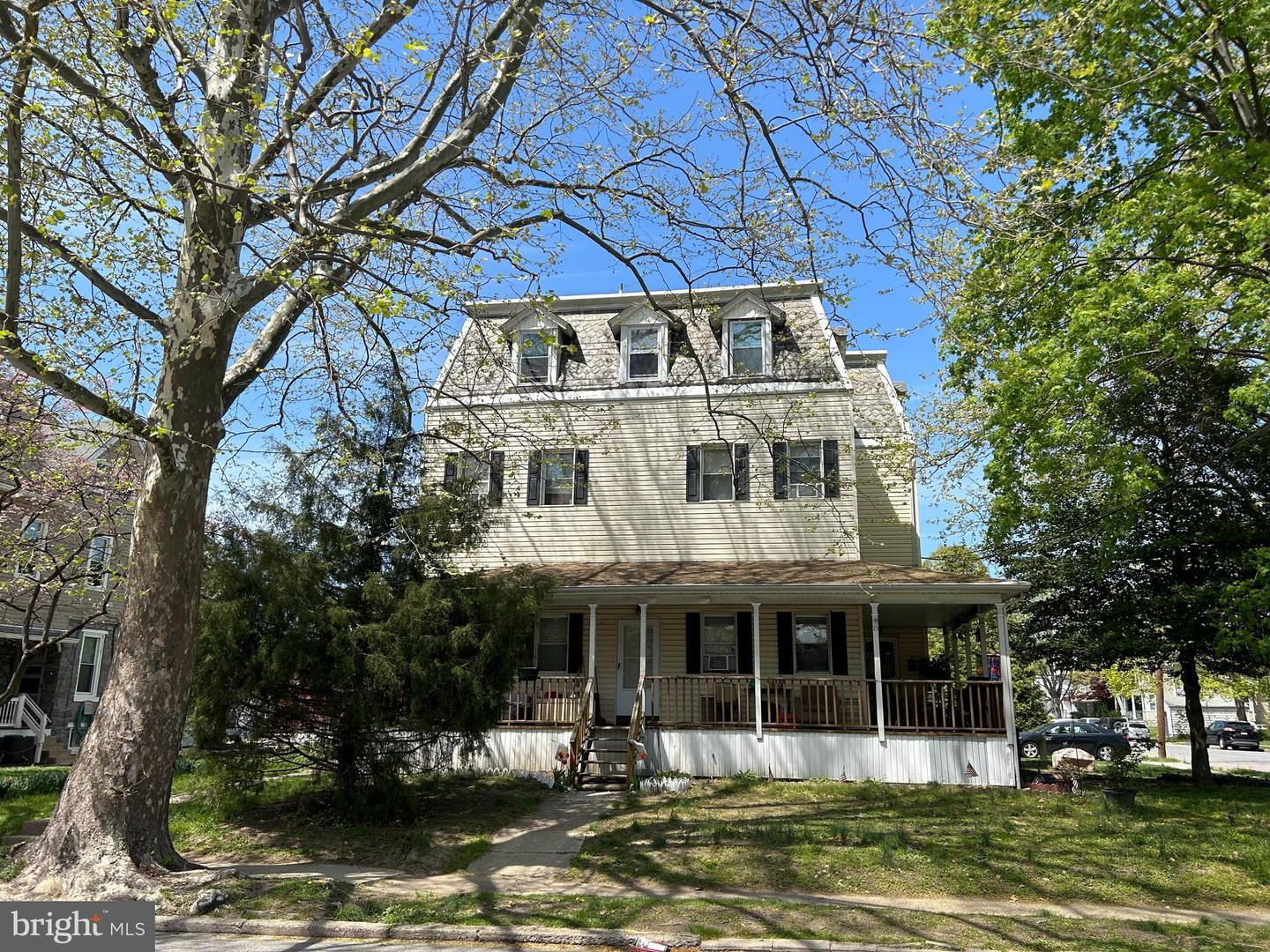 15 West Ridley Avenue - 1B